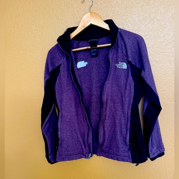The North Face purple jacket - Picture 1 of 3